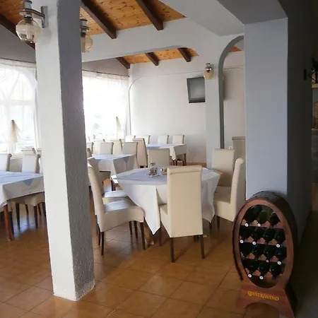 Konukevi Galeb Supetarska Draga