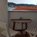 Galeb Gostinjska kuća Supetarska Draga