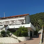 Gostinjska kuća Galeb