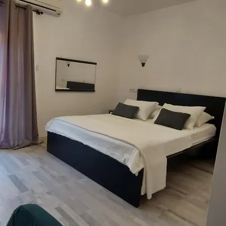 Galeb Guest house 3*