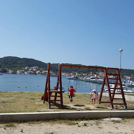 Galeb Gostinjska kuća 3*