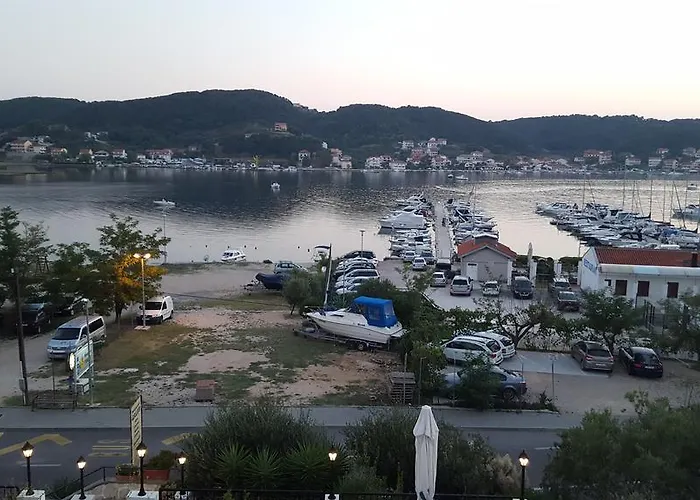 Galeb Pensjonat Supetarska Draga